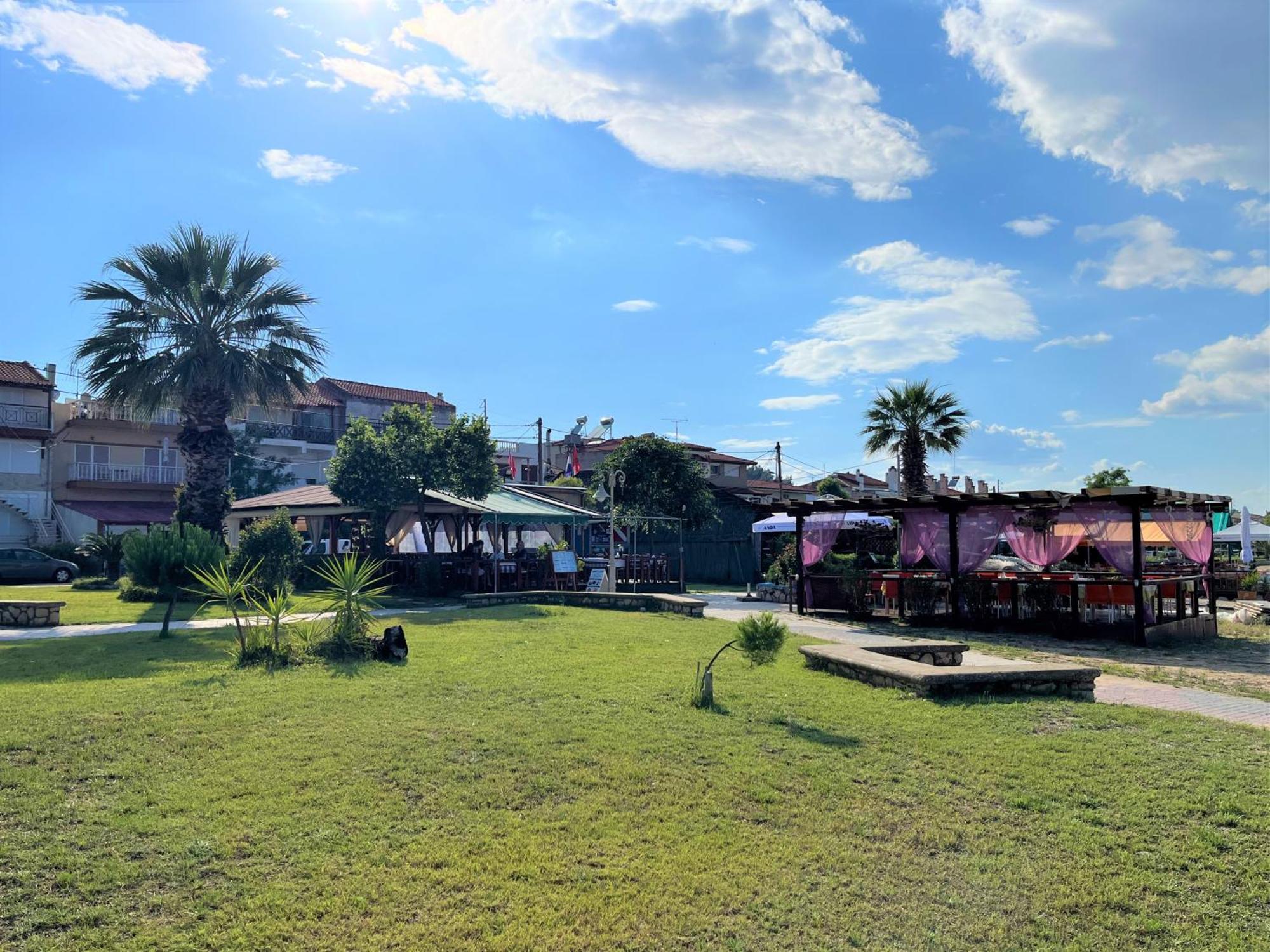 Haus Niko Apartments And Suites ネア・ポティダイア エクステリア 写真