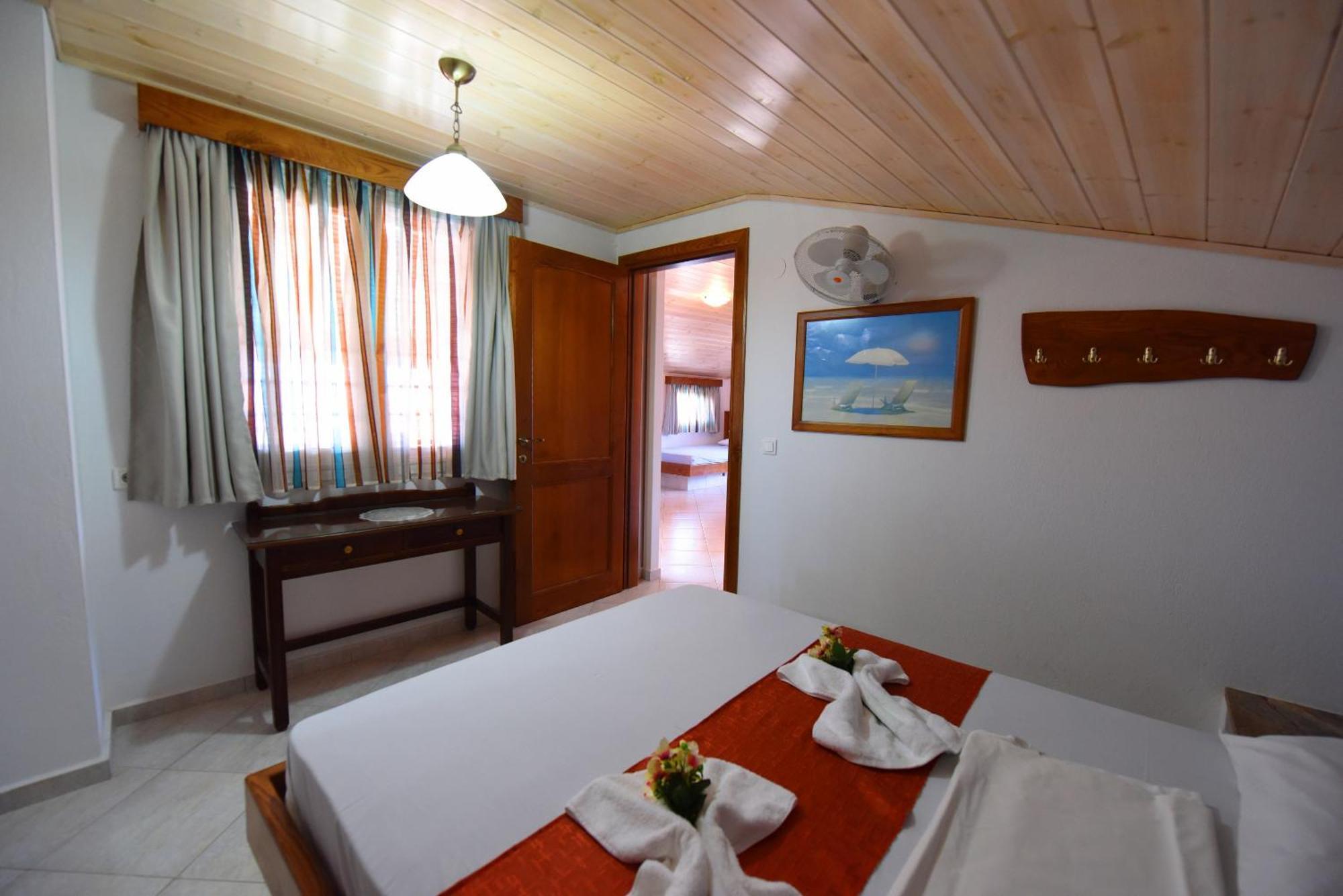 Haus Niko Apartments And Suites ネア・ポティダイア 部屋 写真